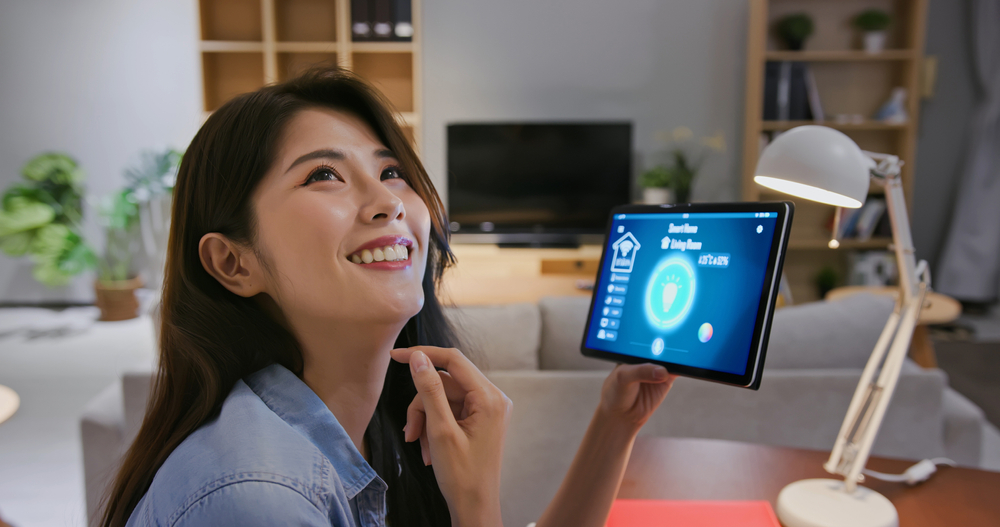 เปลี่ยนบ้านให้เป็นระบบสมาร์ทโฮม - The Living OS